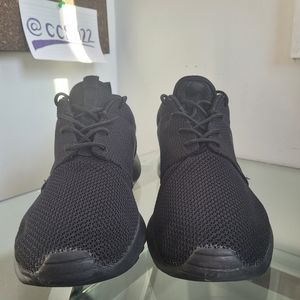 Nike Roshe 1 Triple Black Size 10